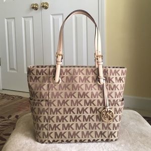 MK JET SET SIGNATURE TOTE HANDBAG